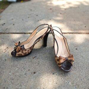 Kate Spade Italy Leopard Calf Hair Slingback Heels Bow Peep Toe Size 8.5 Luxury